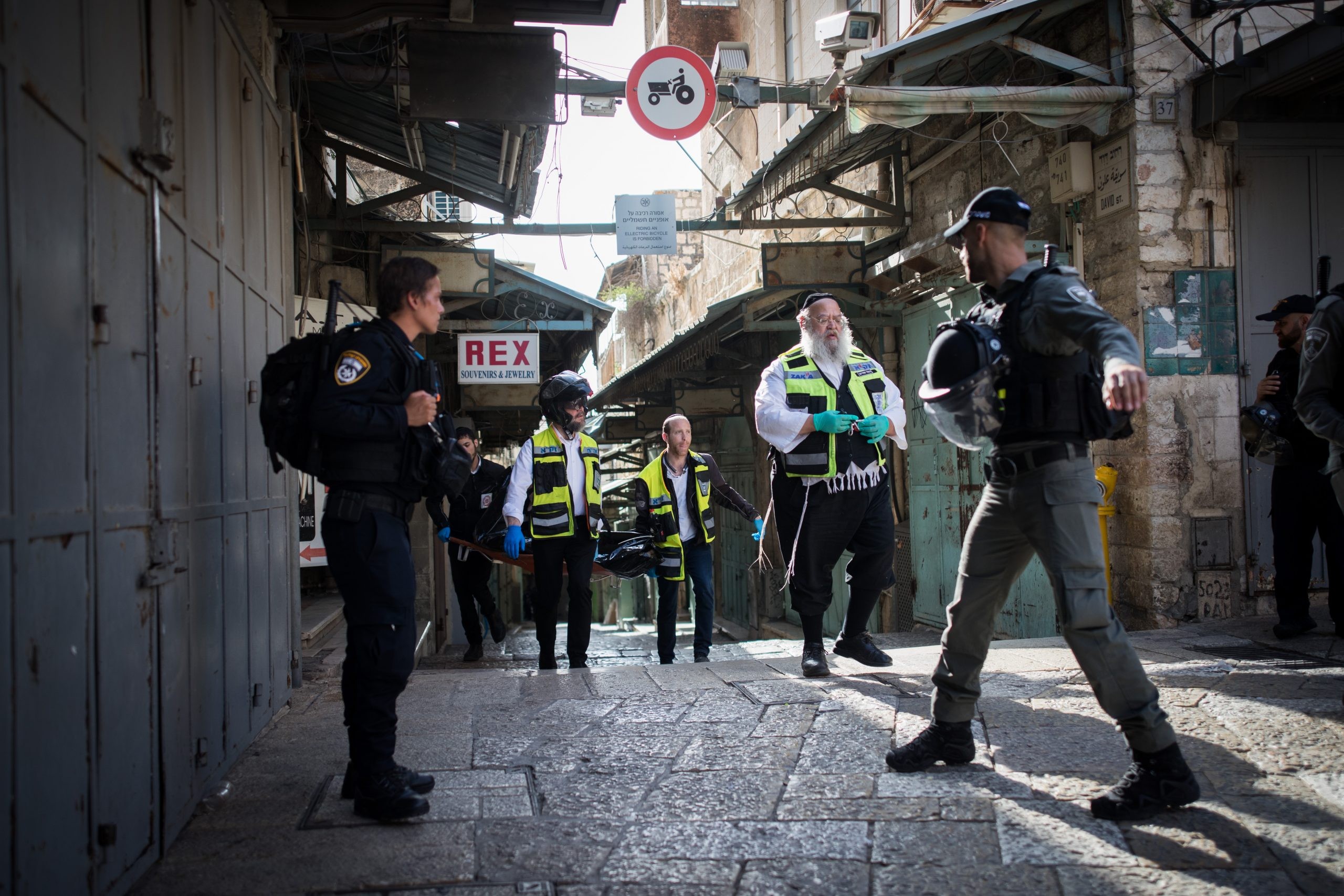 לראשונה: השב"כ דורש להרוס בית מחבל שפצע אזרחים