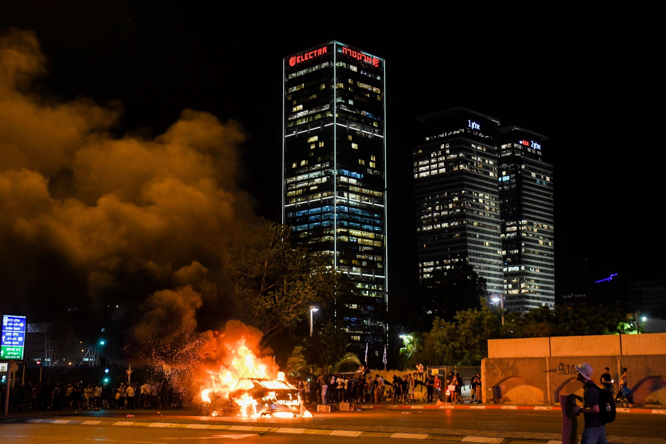 הלילה: המחאה עדיין נמשכת במספר מוקדים