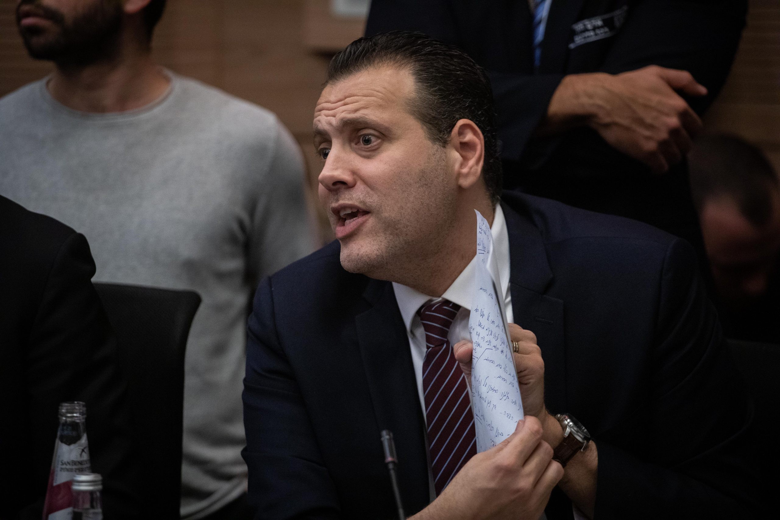 יו"ר הקואליציה מיקי זוהר ביטל את הסנקציות נגד חברי סיעתו