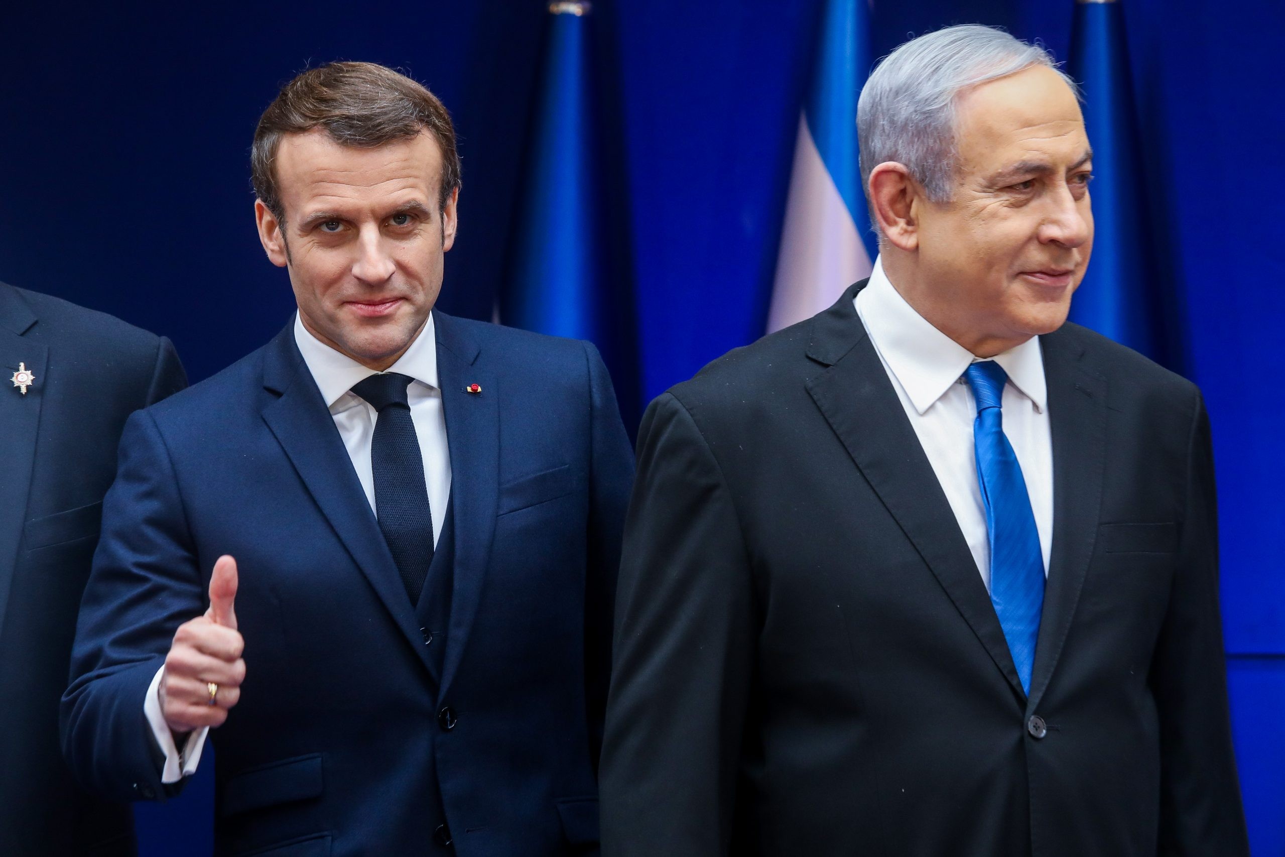 נתניהו שוחח עם נשיא צרפת: ״אם חיזבאללה ייצרו משבר עם ישראל בחסות המדבר בלבנון - טעות גדולה״