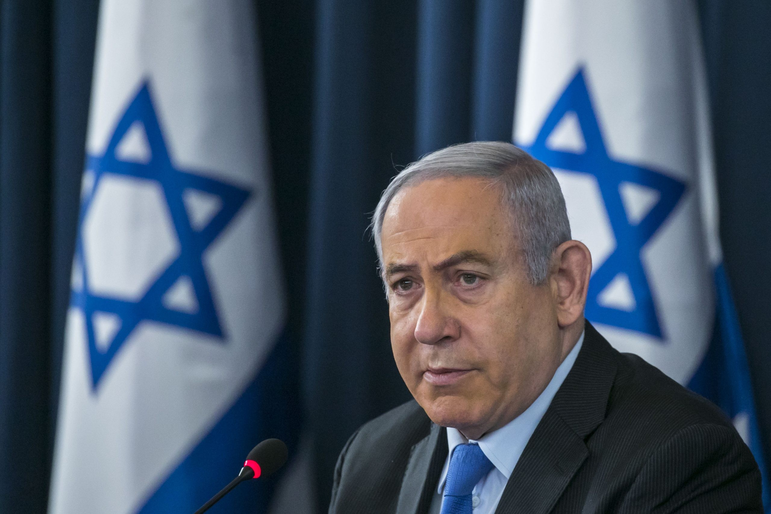 נתניהו דורש לא לאשר הקלות בבריכות ובחדרי כושר