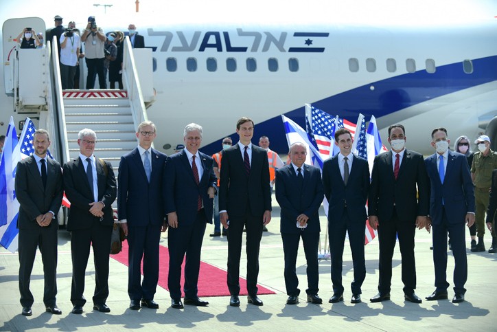 כל התגובות בעולם הערבי לטיסה ההיסטורית מישראל לאמירויות