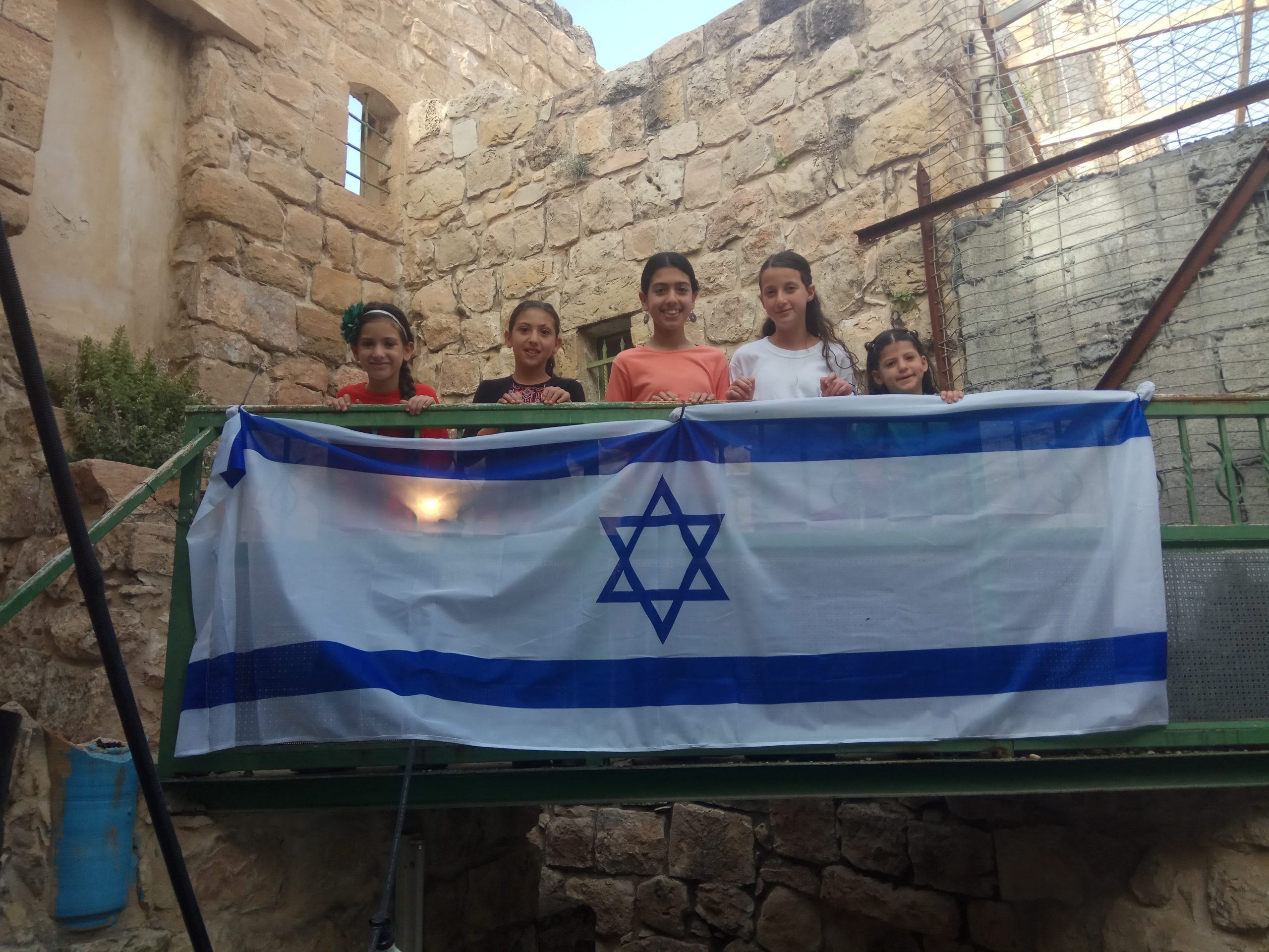 ממשיכים את דרכו של אברהם אבינו – 400 שקל כסף