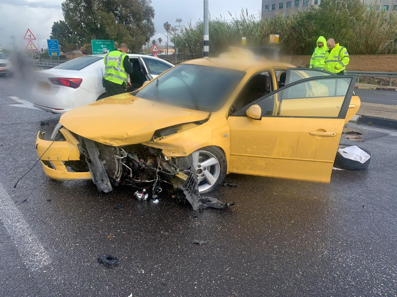 מפחיד: ברח מהשוטרים, והתנגש ברכב אחר