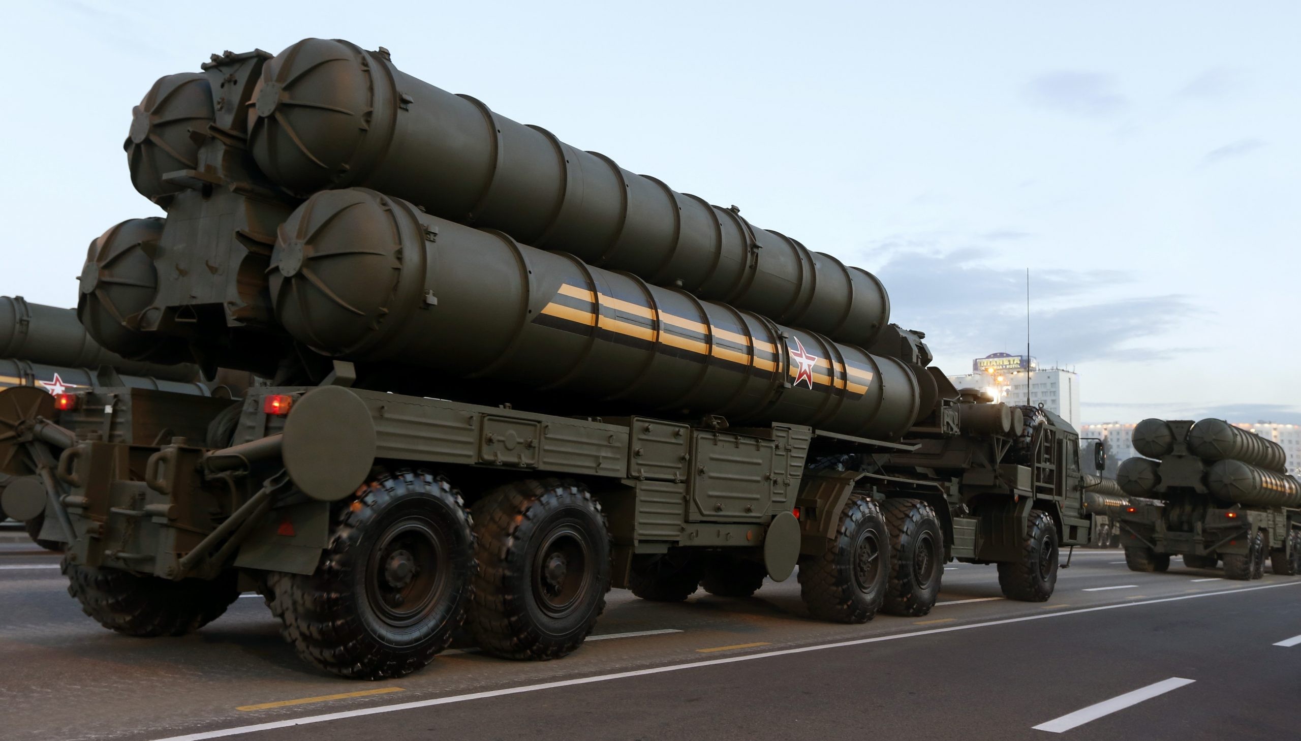 רוסיה פינתה סוללות S-400 מסוריה: מה המשמעות עבור ישראל?