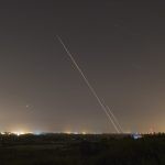 גנץ הודיע: הגדלת מכסת היתרי העבודה של תושבי הרצועה – מוקפאת
