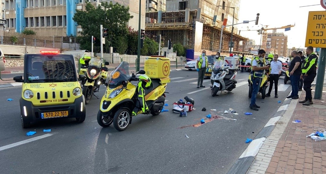 תאונת דרכים ברמת גן: 2 פצועים אחד באורח אנוש והשני במצב קשה