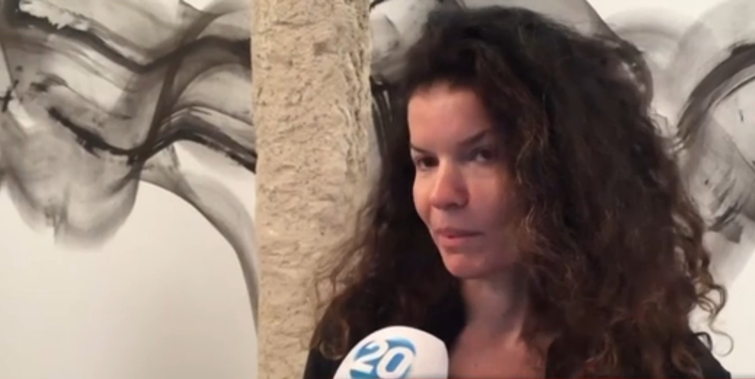 "מדוע אברמוביץ' מדברר את המפכ"ל במקום לפרשן אותו?"