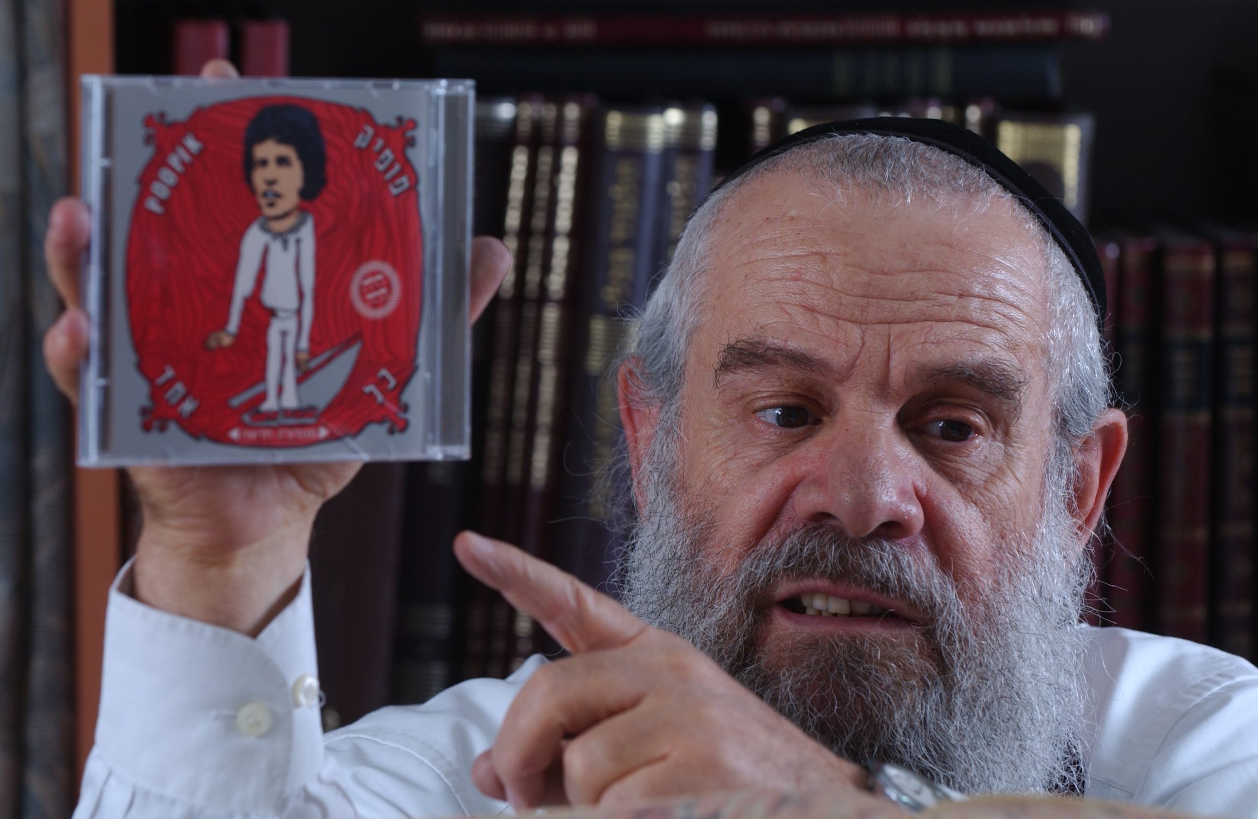 הלך לעולמו הזמר והשחקן הרב מרדכי (פופיק) ארנון