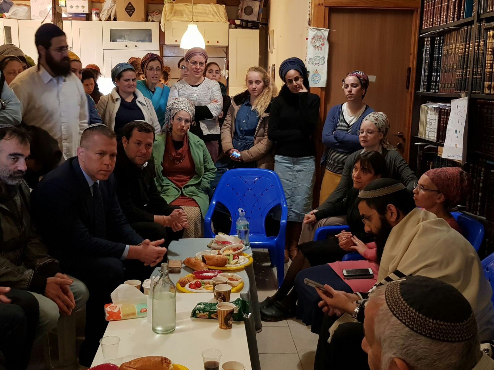 ארדן: "הזדמנות היסטורית להסדרת חוות גלעד"