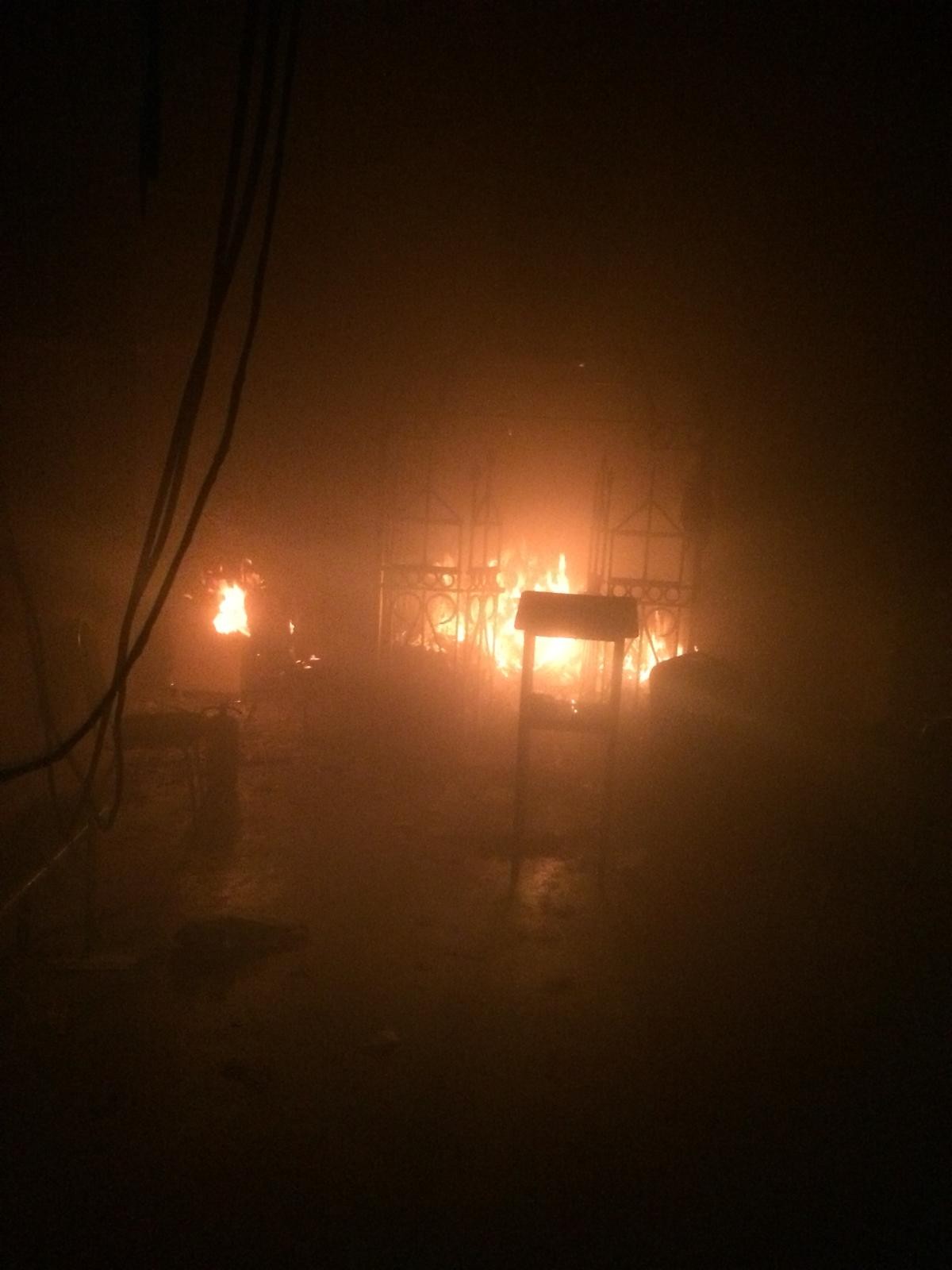 תיעוד: שריפה קטלנית פרצה בקבר הצדיק בפולין