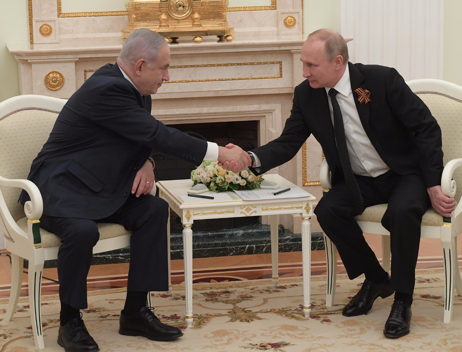 נתניהו ופוטין שוחחו, נשיא רוסיה הציע לתווך בין ישראל לאיראן