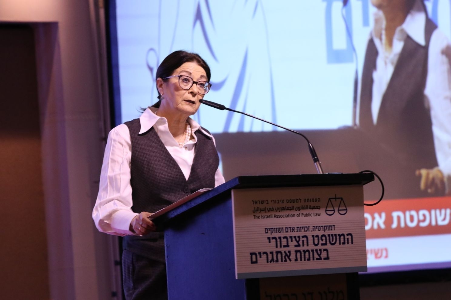 חיות: למושגים לוחמניים "אין מקום בשיח הנוגע לרשות השופטת"