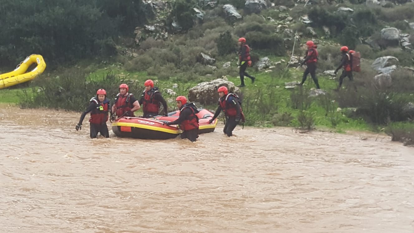 מאמצי החילוץ בנחל חילזון. צילום: דוברות כבאות והצלה, מחוז צפון