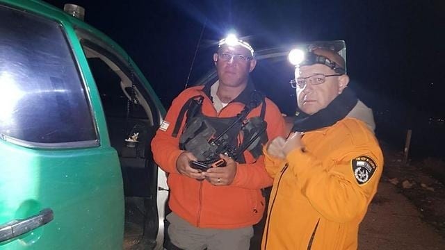 בריאים ושלמים: חולצו האב וילדיו שנעדרו בנחל דרגה | צפו