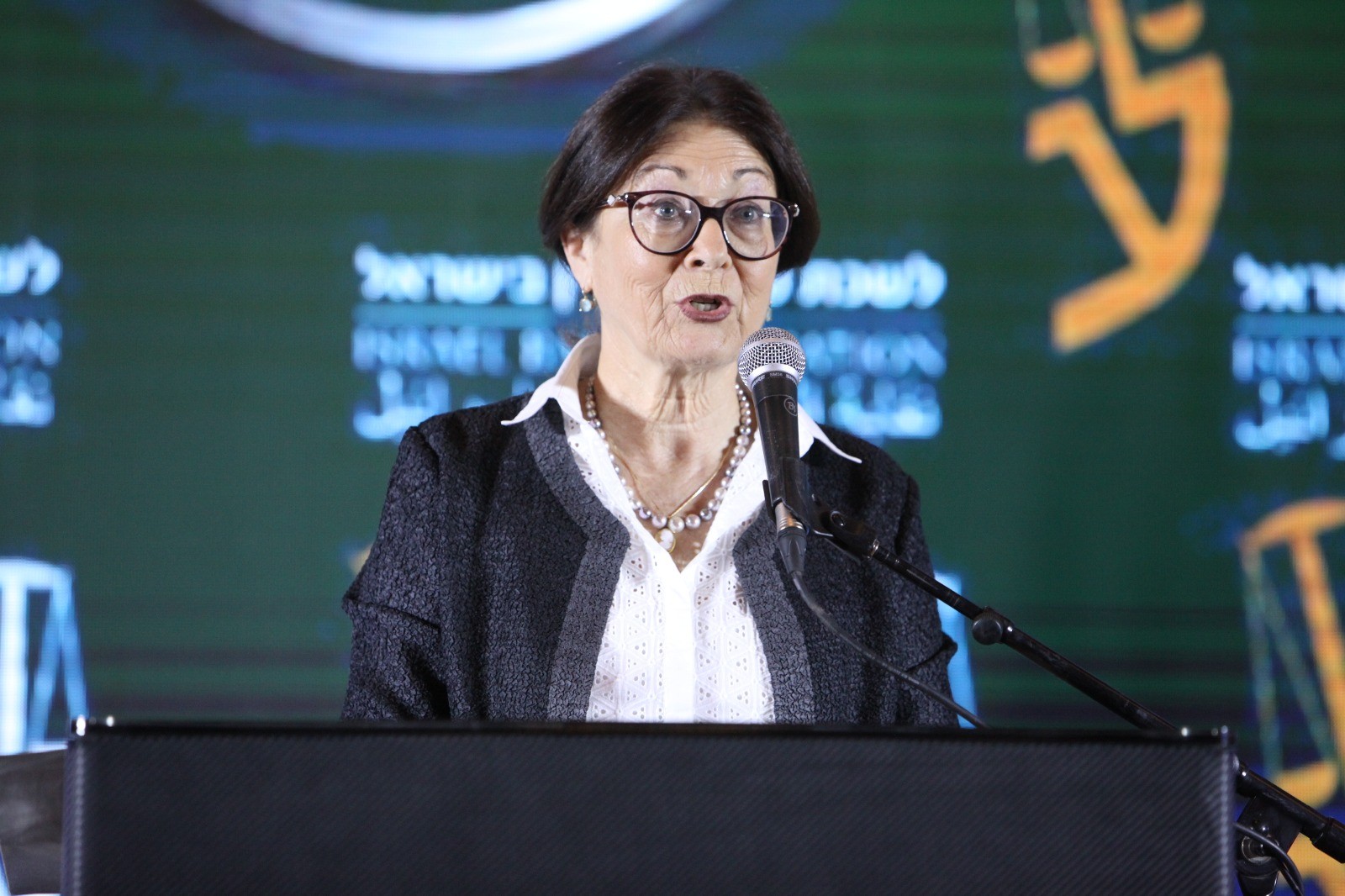 חיות: "שיח בוטה ומשולח רסן ממשיך ללוות את הרכבת הממשלה"