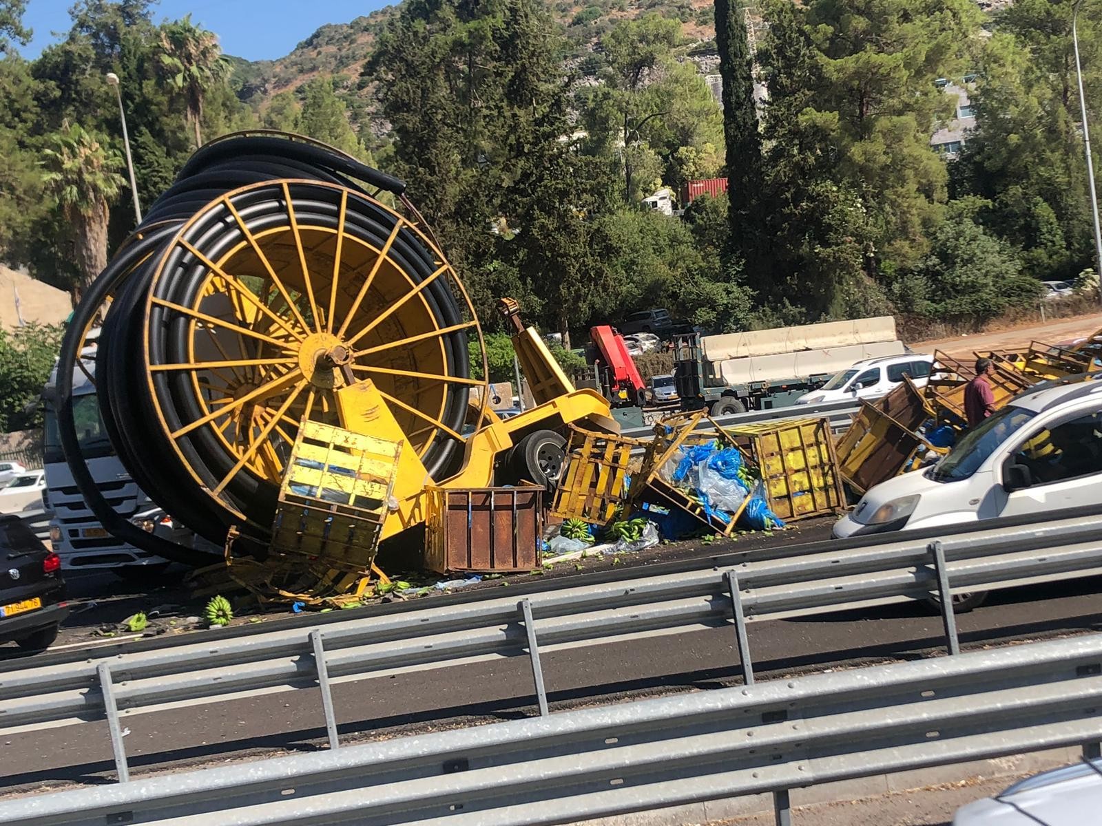 כביש 6: מחלף יקנעם לדרום נחסם לתנועה בעקבות תאונה