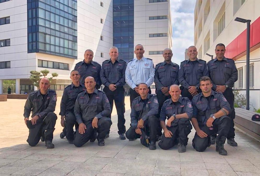 הרוח הישראלית: משלחת לוחמי האש יוצאת לסייע בשריפות הענק באמזונס