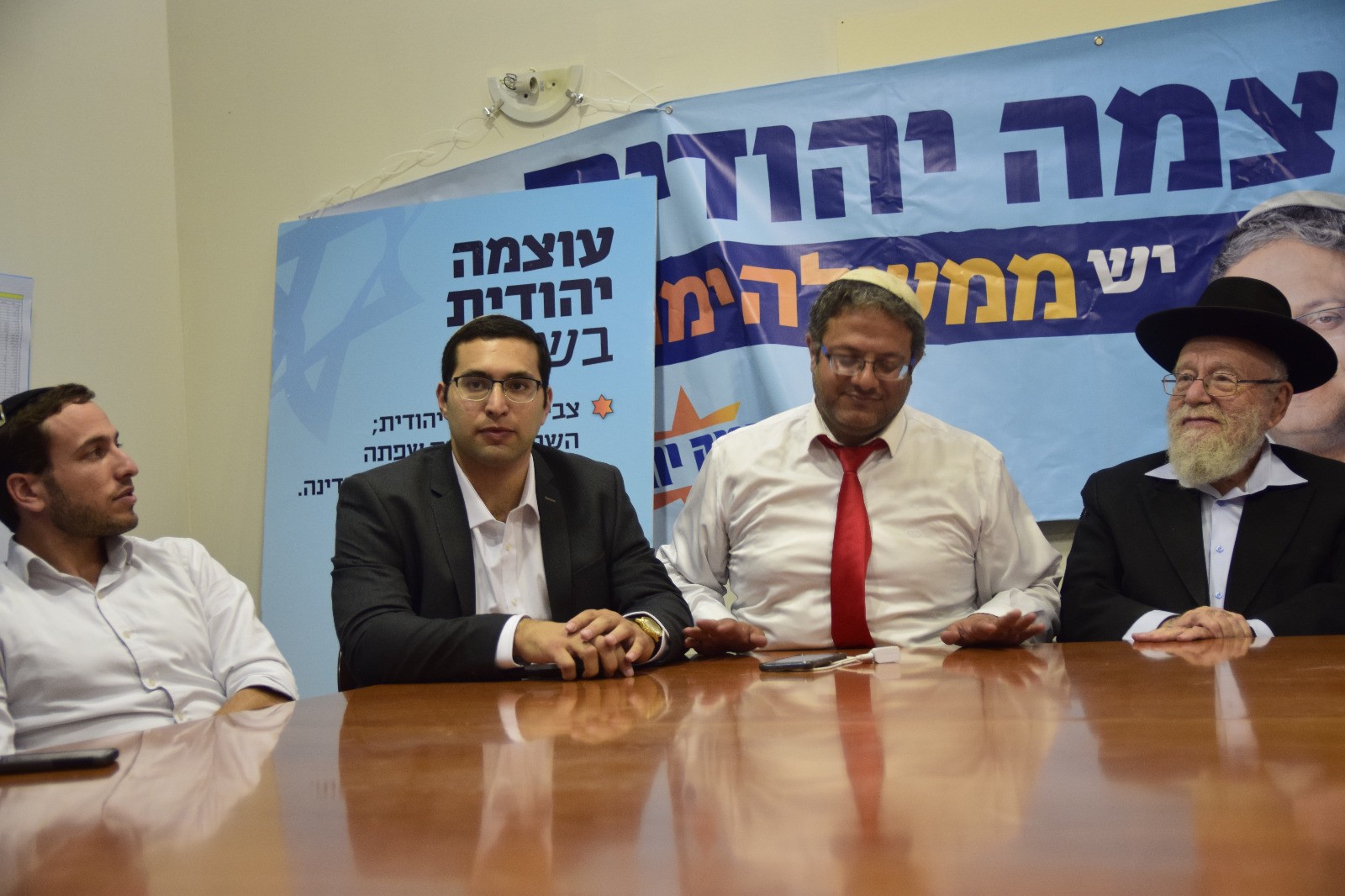 הרב דוב ליאור במטה עוצמה: "חייבים בכנסת מפלגה שתדאג לשלמות התורה והארץ"