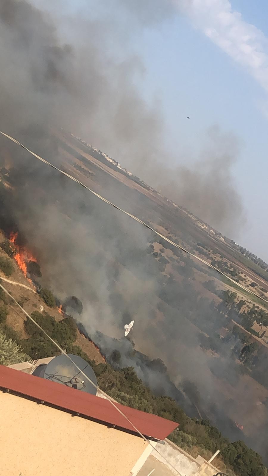 גל השריפות: 6 מטוסי כיבוי פועלים בשריפה בצפון, תושבים פונו