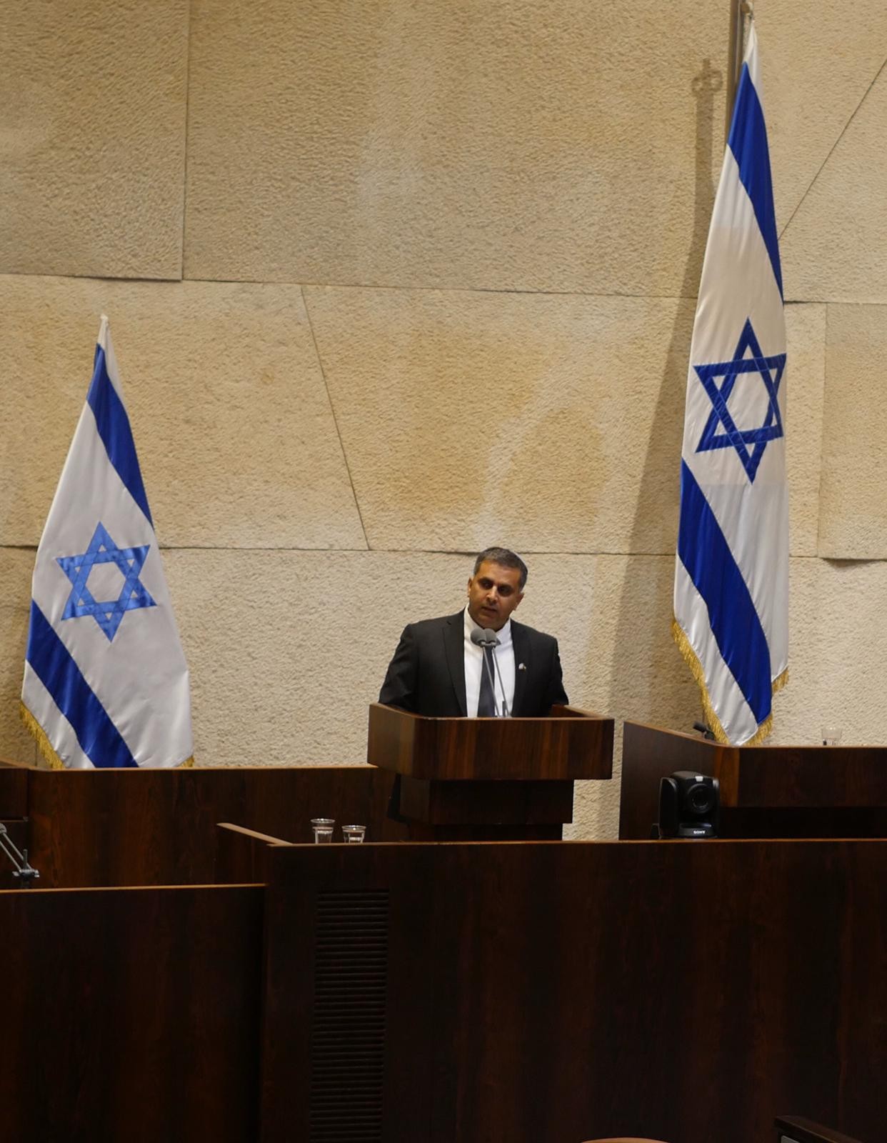 ח"כ אופיר סופר נגד קווי השבת: פגיעה חמורה בסטטוס קוו