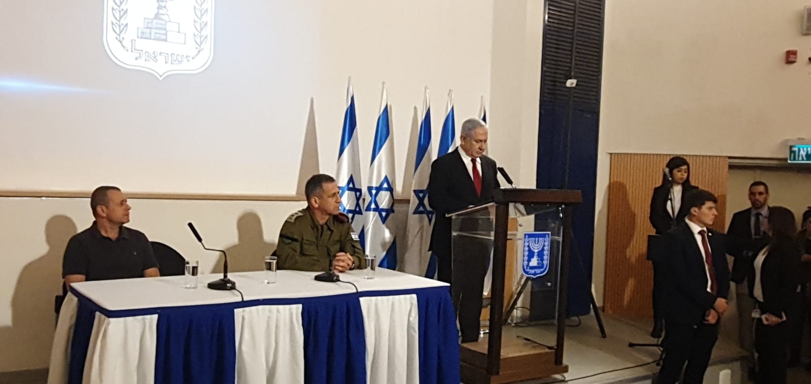 הרמטכ"ל כוכבי: "נערכים גם לפעולה קרקעית"