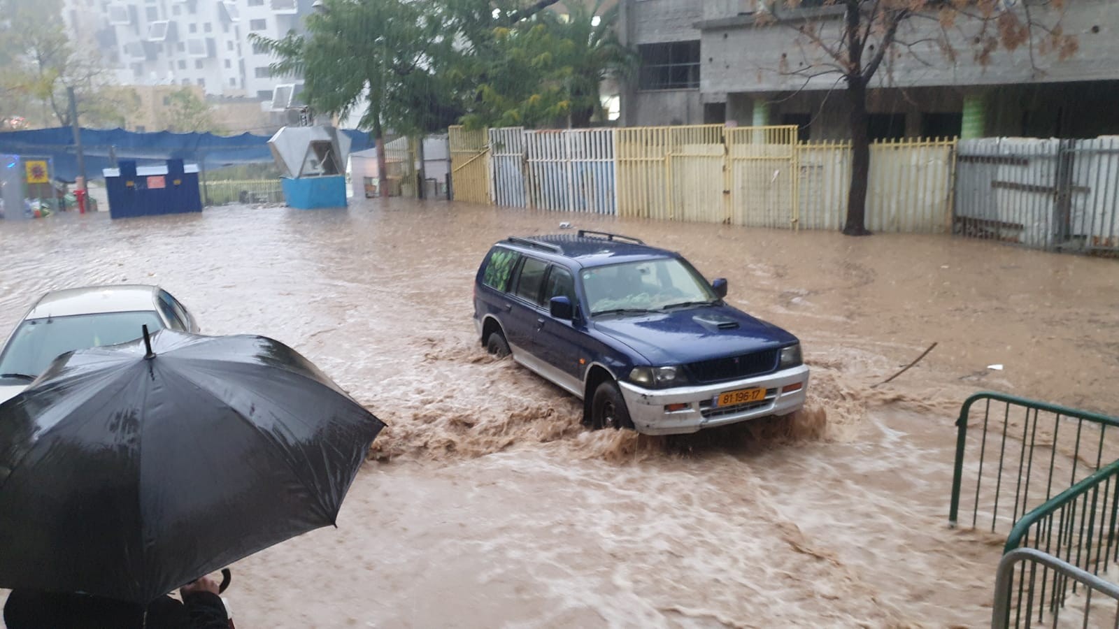 עדכון חסימות ושיבושי תנועה בכבישים בשל הצפות