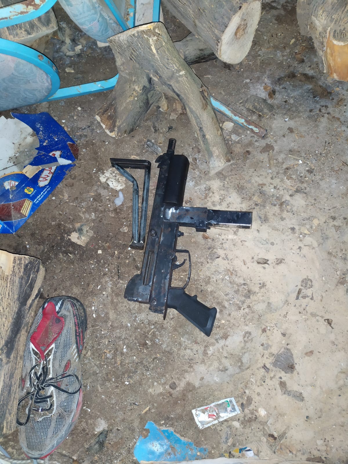 לוחמי מג"ב פשטו על בית בכפר סמוע