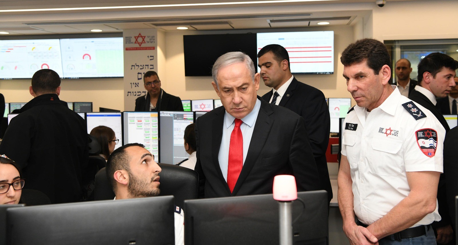בהלת הקורונה | עלייה של כ-500 אחוז בפניות למוקד מד"א