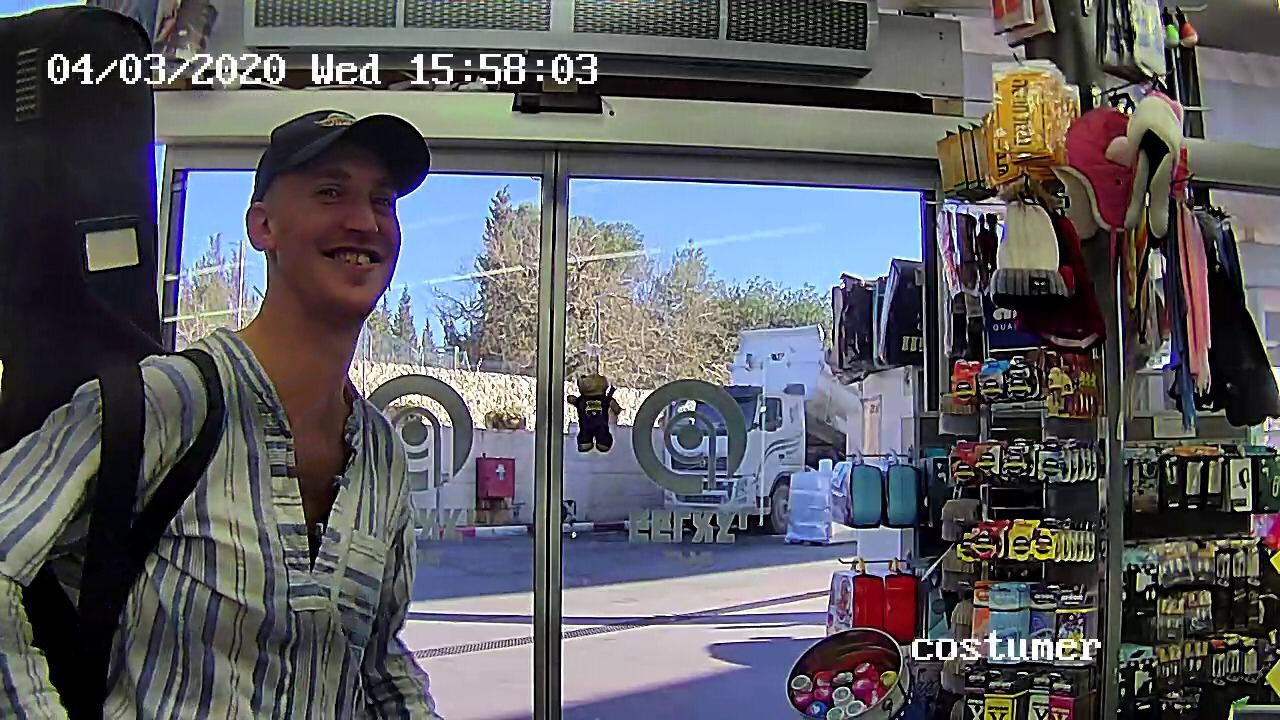 היעדרות זושא ברנדווין: נמצאו בגדיו ושברי גיטרה