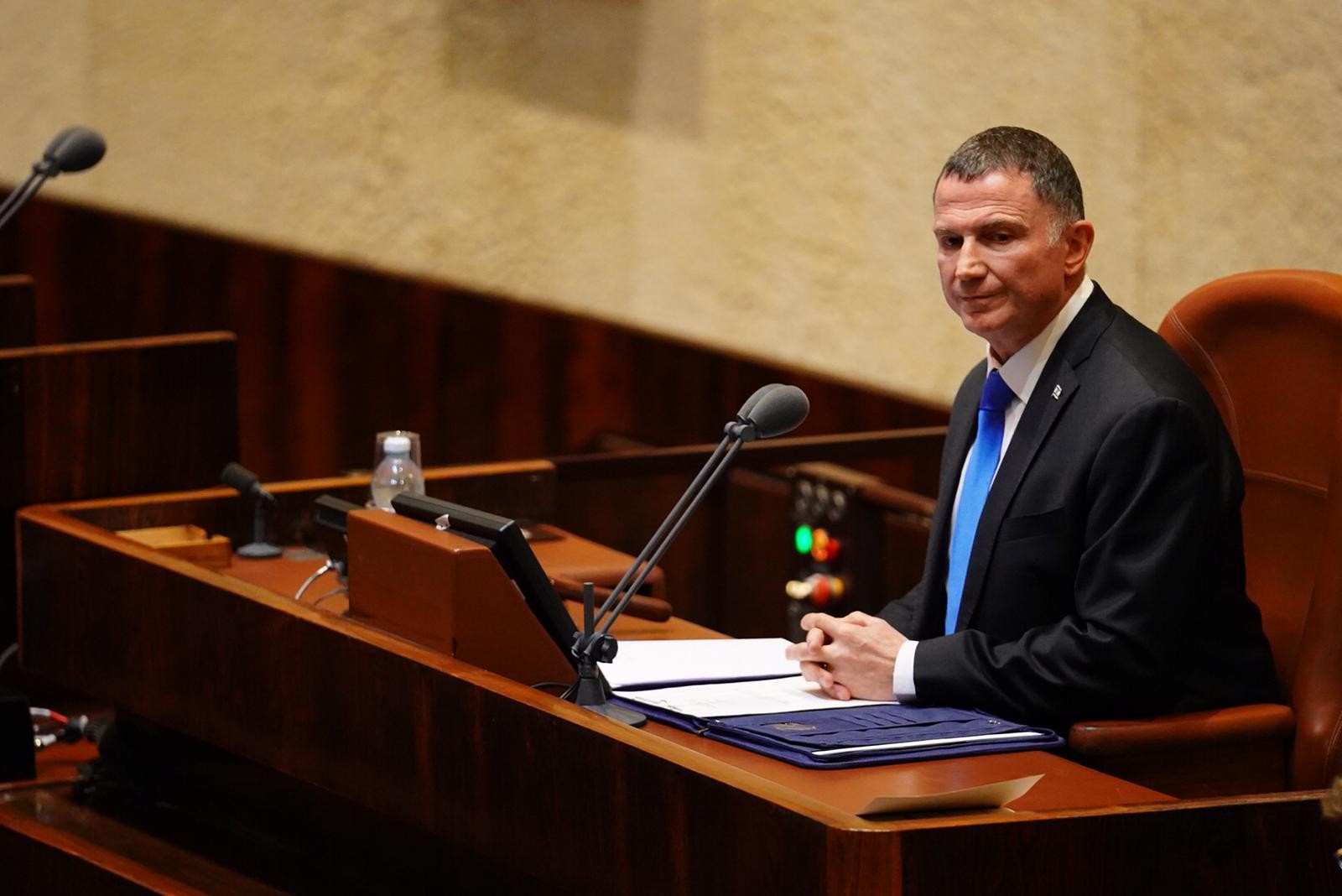 דרמה בכנסת: יו"ר הכנסת יולי אדלשטיין התפטר מתפקידו