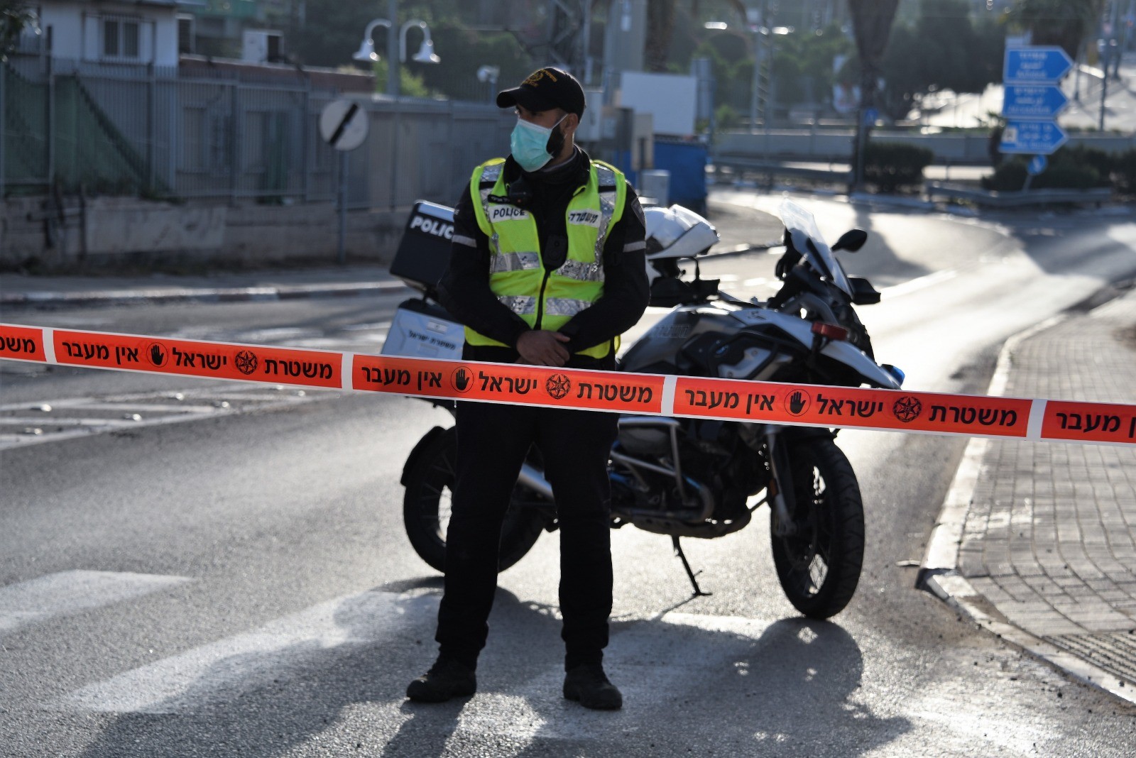 כוחותינו עצרו מחבל החשוד בהשלכת מטענים לעבר מעבר ביטחוני