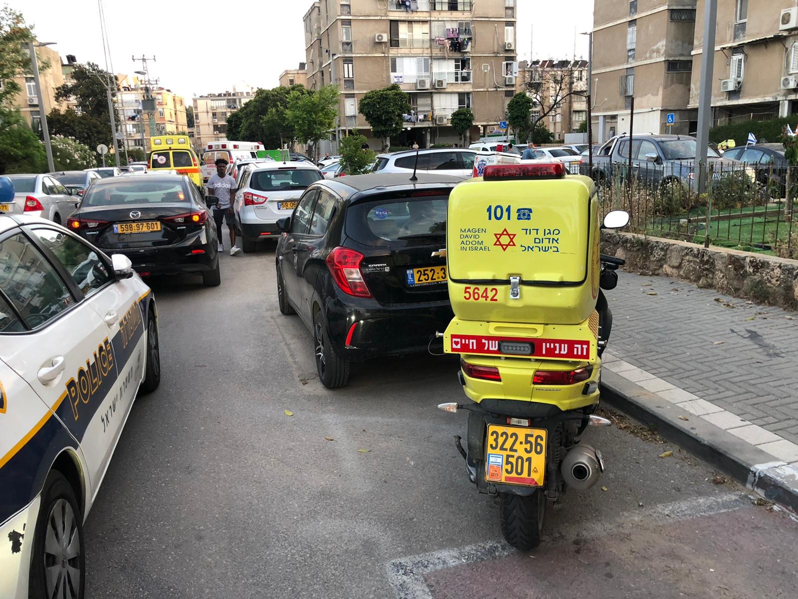פרסום ראשון: צוות מד"א הותקף באלימות בבת ים