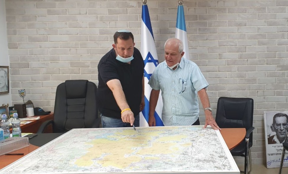 מאבק משותף: ראש מועצה אזורית שומרון מגייס את מרכז הליכוד
