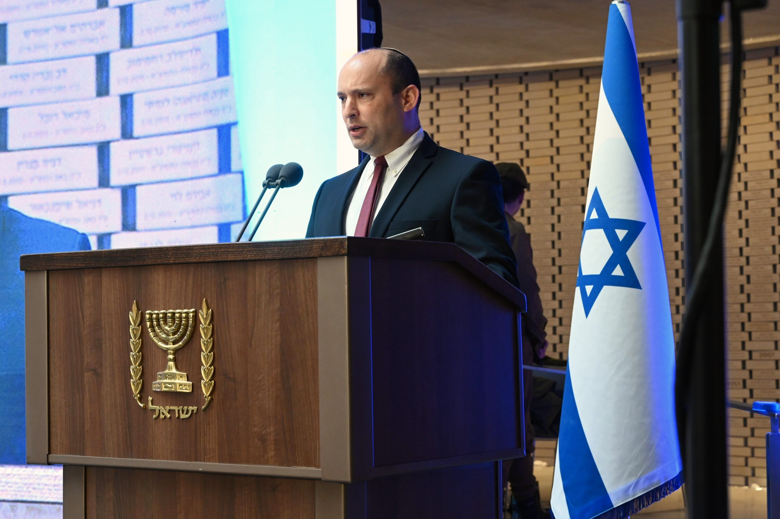 בנט: ״אויבינו עלולים לפרש את מהמורות הדמוקרטיה כחולשה, צה״ל ימשיך לפגוע במי שמנסה לפגוע בנו״