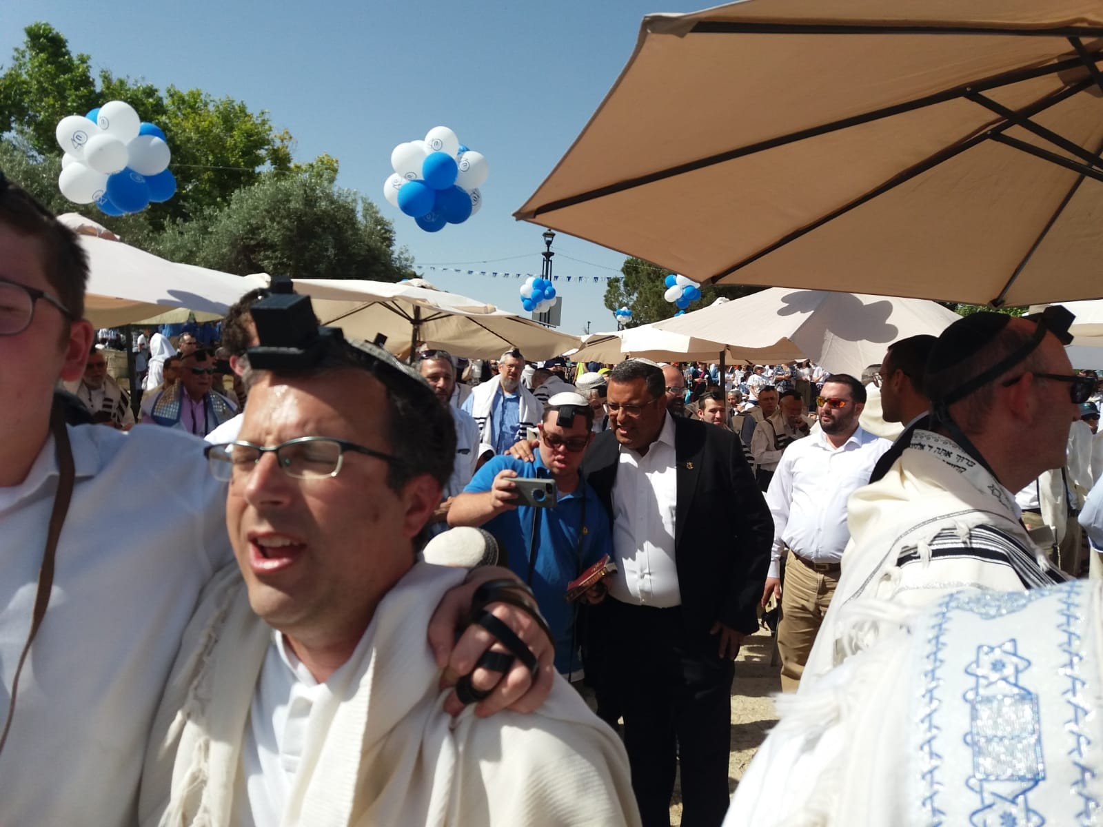 ליאון: "אנחנו נעשה הכל כדי לשמור לנצח על אחדות העיר"
