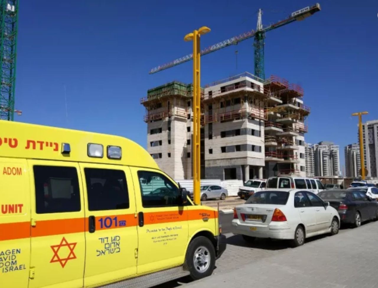 בית שמש: פועל באתר בניה נפל אל מותו