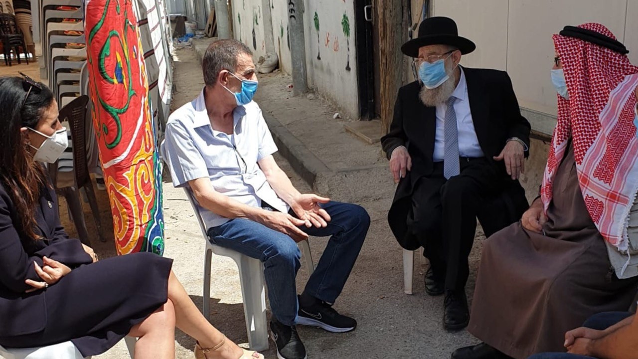 רבה של ירושלים הגיע לנחם את משפחתו של הבחור שנהרג במזרח העיר