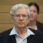 אהרן ברק תוקף את הממשלה: "כבר איננו אזרחים – אלא נתינים"
