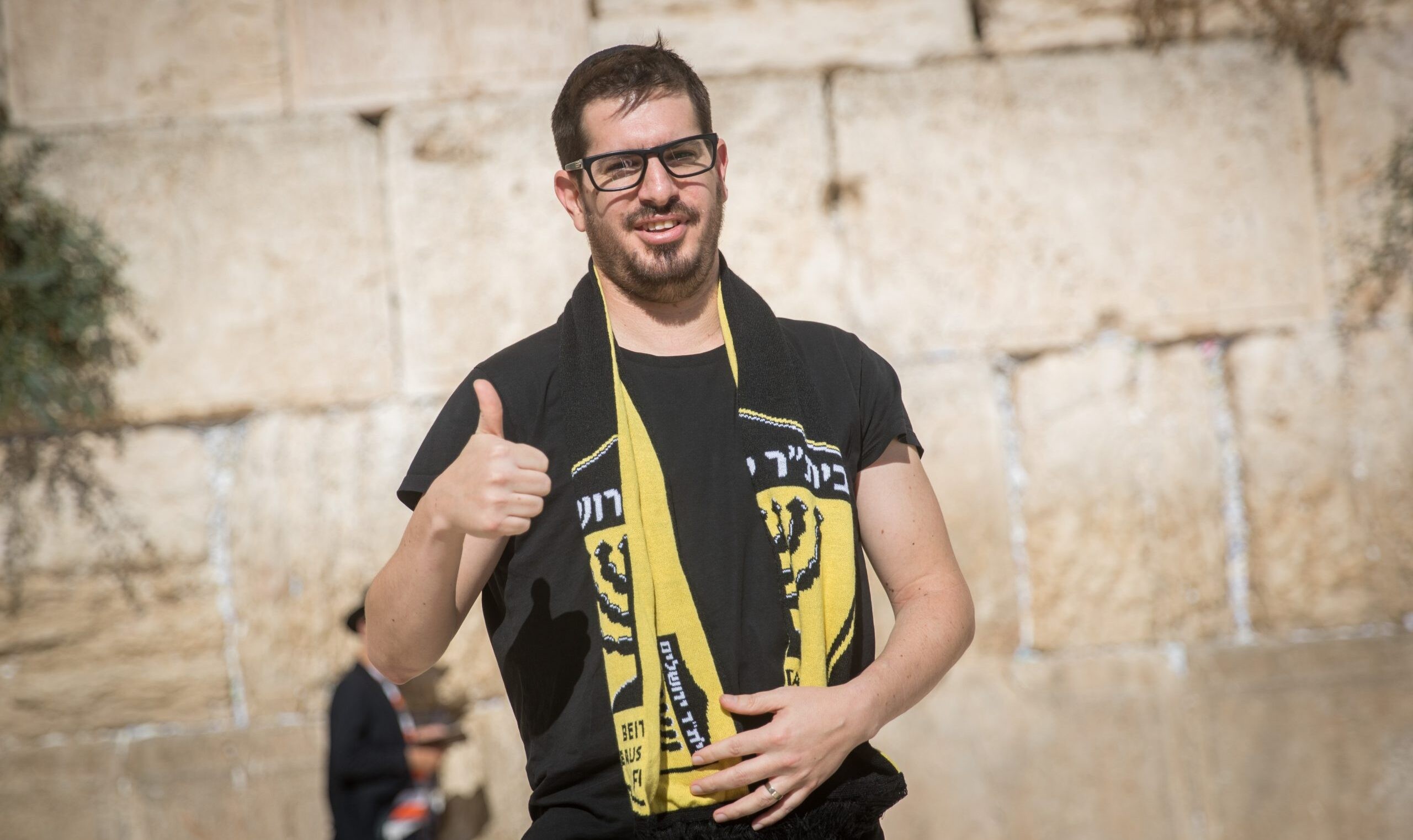 משה חוגג הוא הבכיר החשוד בהלבנת הון ועבירות מין