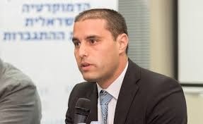 הטיוח בפרקליטות: הסיפור גדול בהרבה ממלחמה בנתניהו - דעה