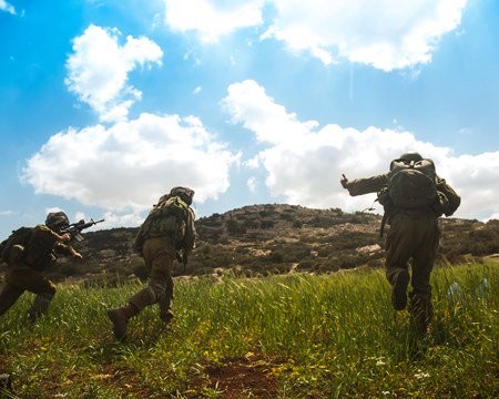 שר הביטחון אישר הענקת אות מערכה ללוחמים בתקופת הלחימה של צה"ל בלבנון