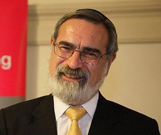 בית המלוכה האנגלי שולח תנחומים למשפחתו של הרב הלורד זקס ז''ל