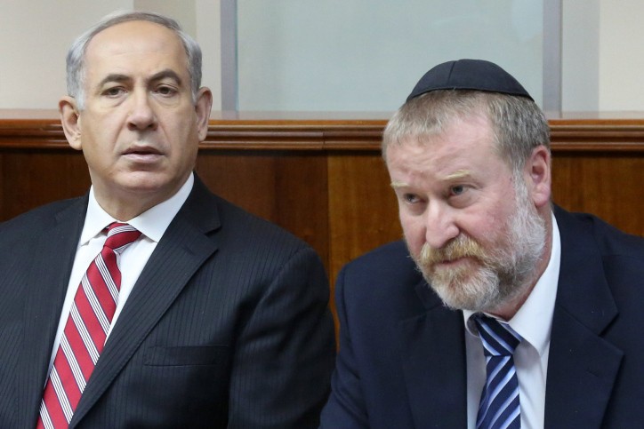 מנדלבליט לבג"ץ: חוות דעתי מחייבת את רה"מ, אם לא ישמע להסדר יש להוציא נגדו צווים