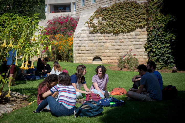חסר תקדים: רשת ביטחון כלכלית לסטודנטים בהיקף של 800 מיליון ש''ח