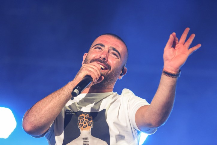 מתגעגעים לעומר: הסתערות בלתי נתפסת של הקהל על ההופעות