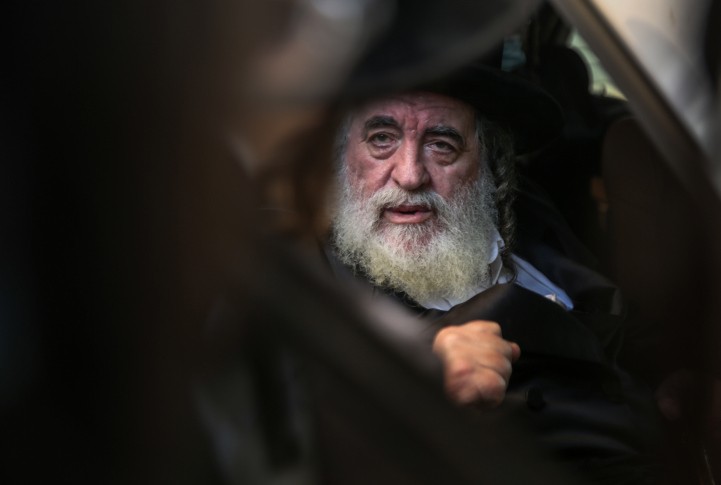האדמו"ר מוויז'ניץ: להוקיע את המוסרים והמלשינים על פתיחת מוסדות חינוך