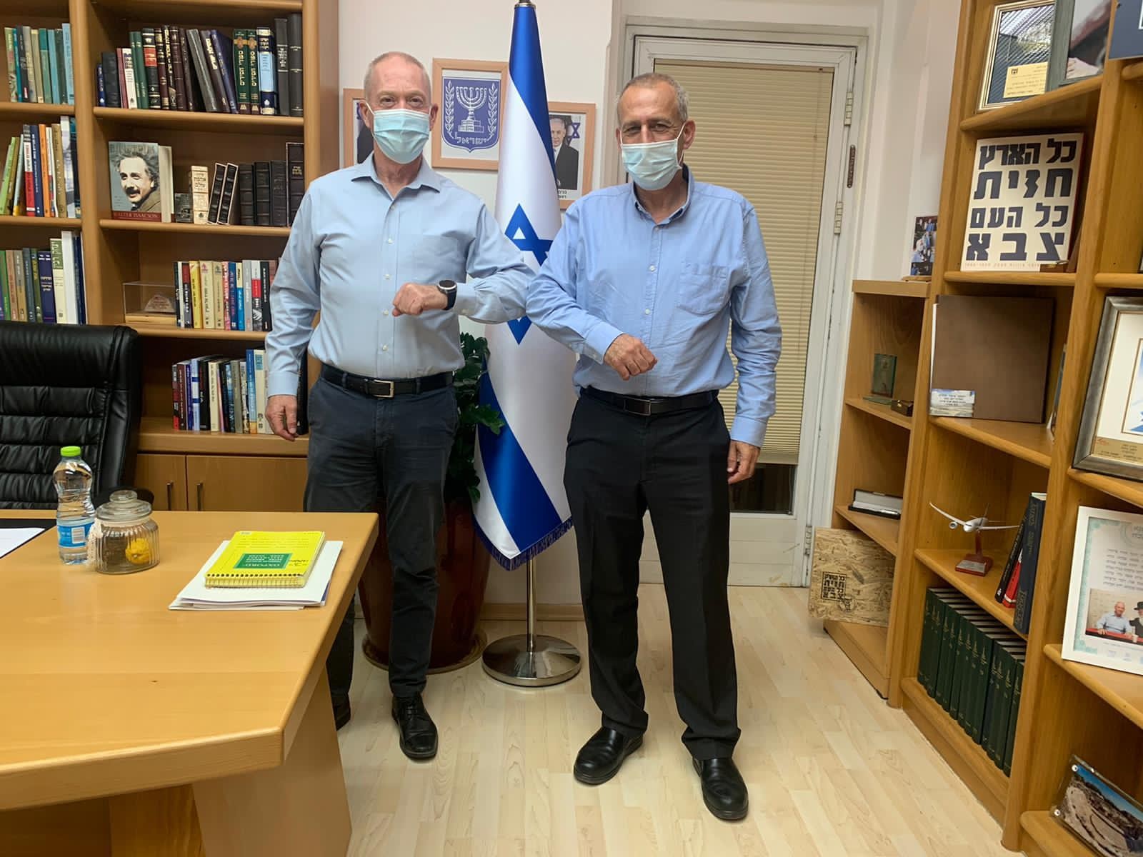 שר החינוך נפגש עם ממונה הקורונה הנכנס: "פגישה מלמדת"