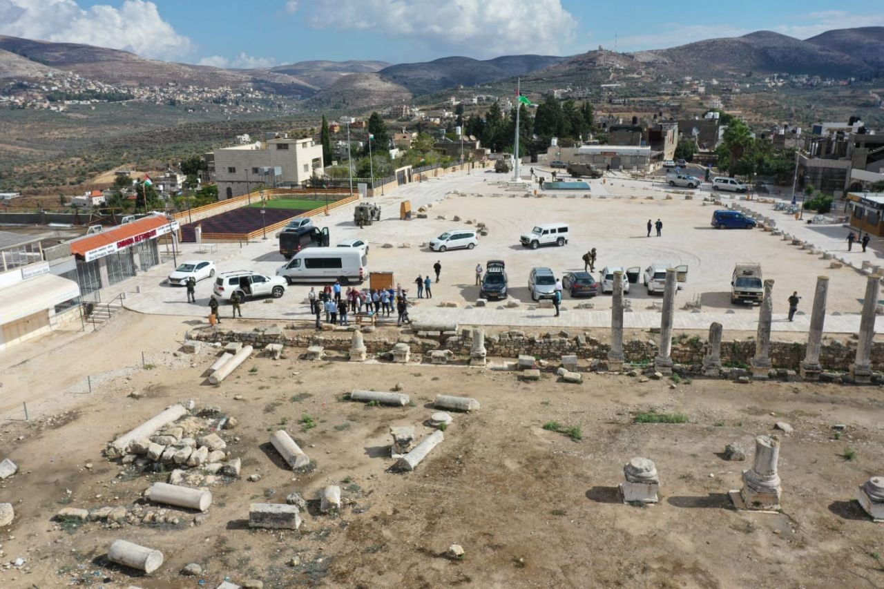 השר רפי פרץ בשומרון העתיקה: "אנחנו לא ניתן לפלסטינים למחוק את ההיסטוריה שלנו בסבסטיה"