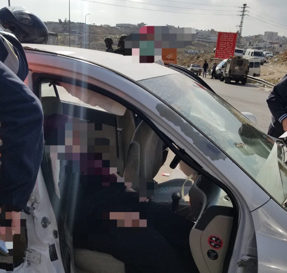 גבר נפצע קשה בתאונה חזיתית - חשד כי התאונה נגרמה כתוצאה מפיגוע אבנים